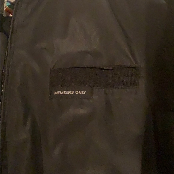 Classic Vintage Members Only 90’s Jacket - Picture 5 of 7